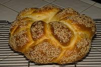 Traditional round holiday Challah
20070912-14.03.18.jpg